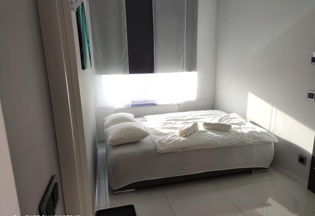 Aqua Solar Apartmanhaz Мисколк Екстериор снимка
