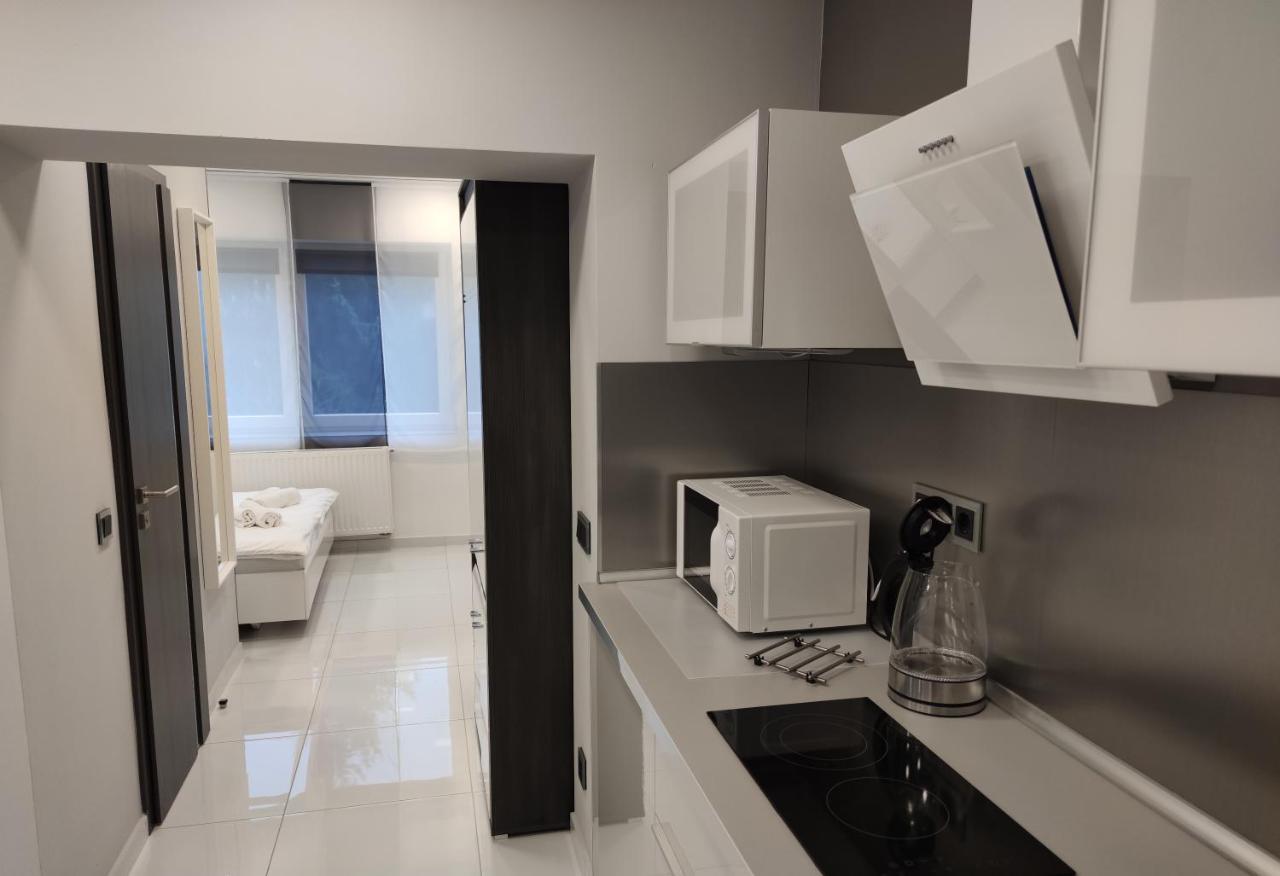 Aqua Solar Apartmanhaz Мисколк Екстериор снимка