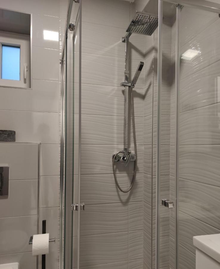 Aqua Solar Apartmanhaz Мисколк Екстериор снимка