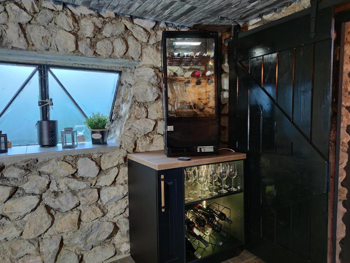Aqua Solar Apartmanhaz Мисколк Екстериор снимка